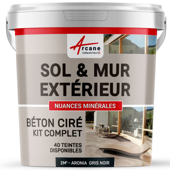 1-Main-KIT BETON CIRE EXTERIEUR - kit2m2-Aronia-Gris-Noir-Aspect / Couleur 1-Main-KIT BETON CIRE EXTERIEUR - kit2m2-Aronia-Gris-Noir-Aspect / Couleur