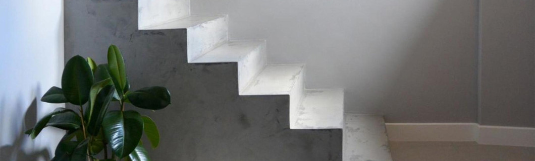 Gepolijst beton trap - Maison Etanche